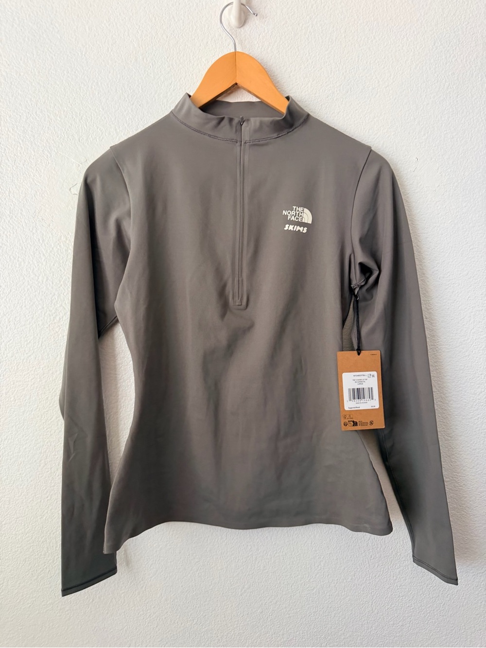 The North Face X Skims Refina Long Sleeve Top NF0A8EDTT8L Gun Metal Large - Picture 2 of 6